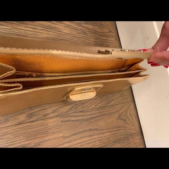 Prada runway clutch - Picture 5 of 5